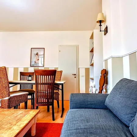 Silenziosissimo In Centro A 2 Min Da Stazione, Castello E Duomo דירה *