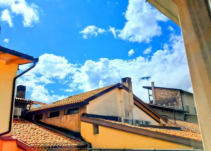 Silenziosissimo In Centro A 2 Min Da Stazione, Castello E Duomo *