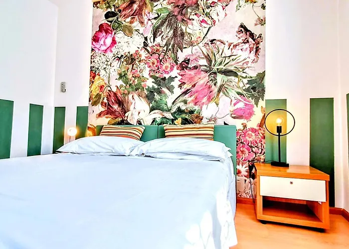 דירה Silenziosissimo In Centro A 2 Min Da Stazione, Castello E Duomo