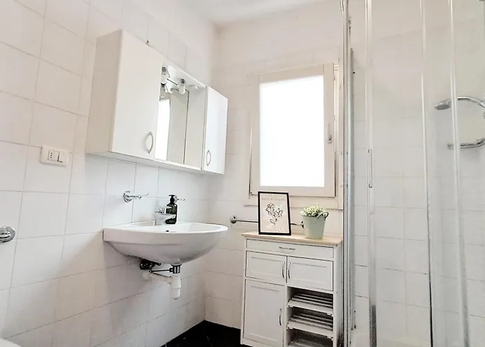 דירה Silenziosissimo In Centro A 2 Min Da Stazione, Castello E Duomo *