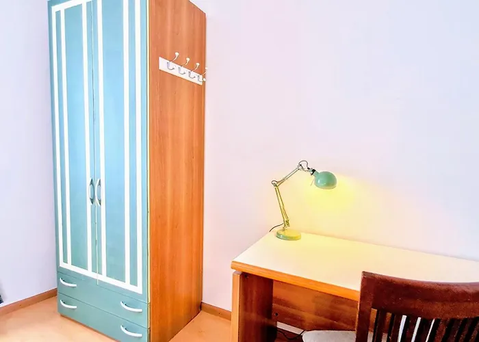 Silenziosissimo In Centro A 2 Min Da Stazione, Castello E Duomo דירה *